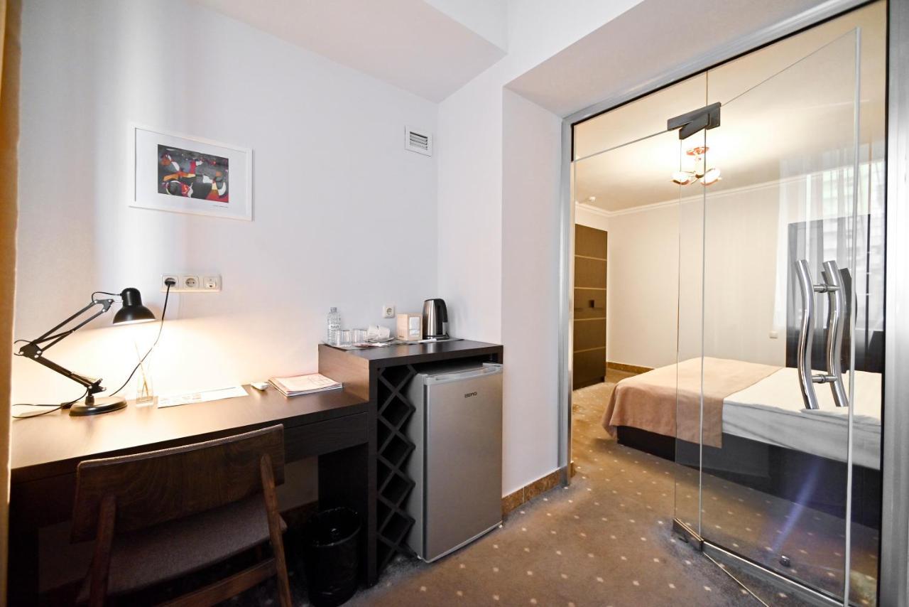 Skyline Hotel Jerevan Eksteriør billede