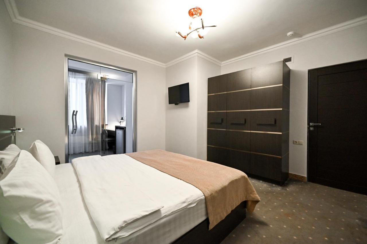 Skyline Hotel Jerevan Eksteriør billede